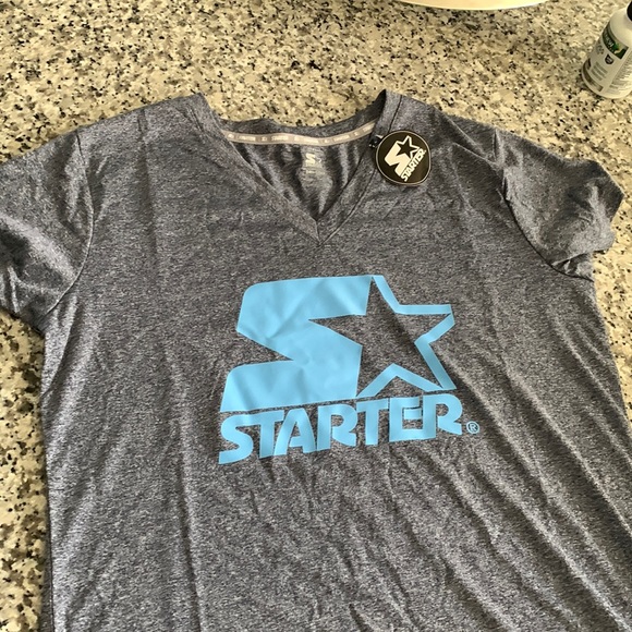 Starter womens Large V Neck T-shirt NEW - Picture 1 of 5